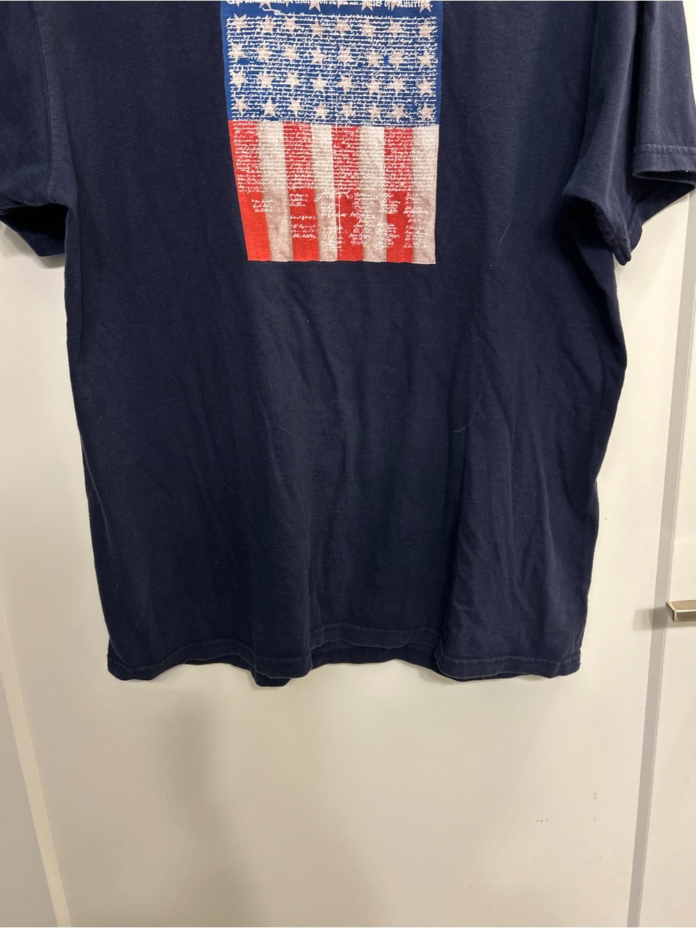 Vintage Land's End Navy Flag Graphic T-Shirt - Picture 8 of 11